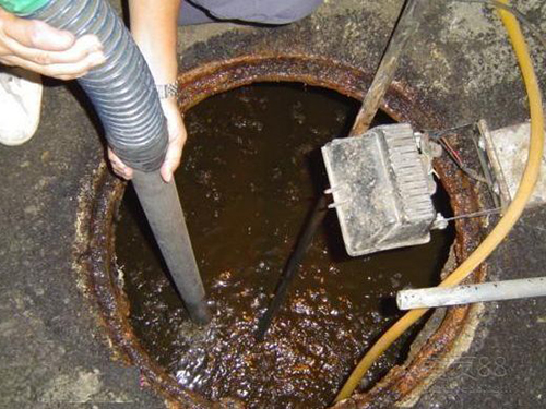 芦溪隔油池清理